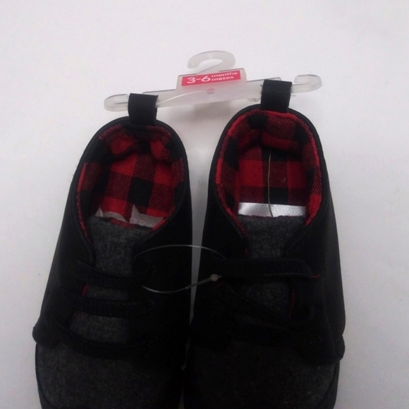 Carters Baby Soft Shoes - Picture 4 of 5